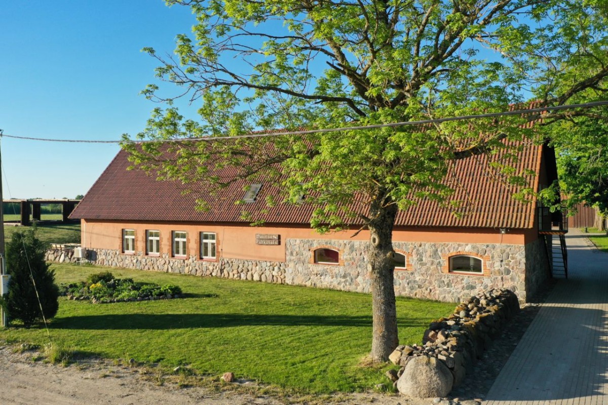 08 tallimaja 08 tallimaja