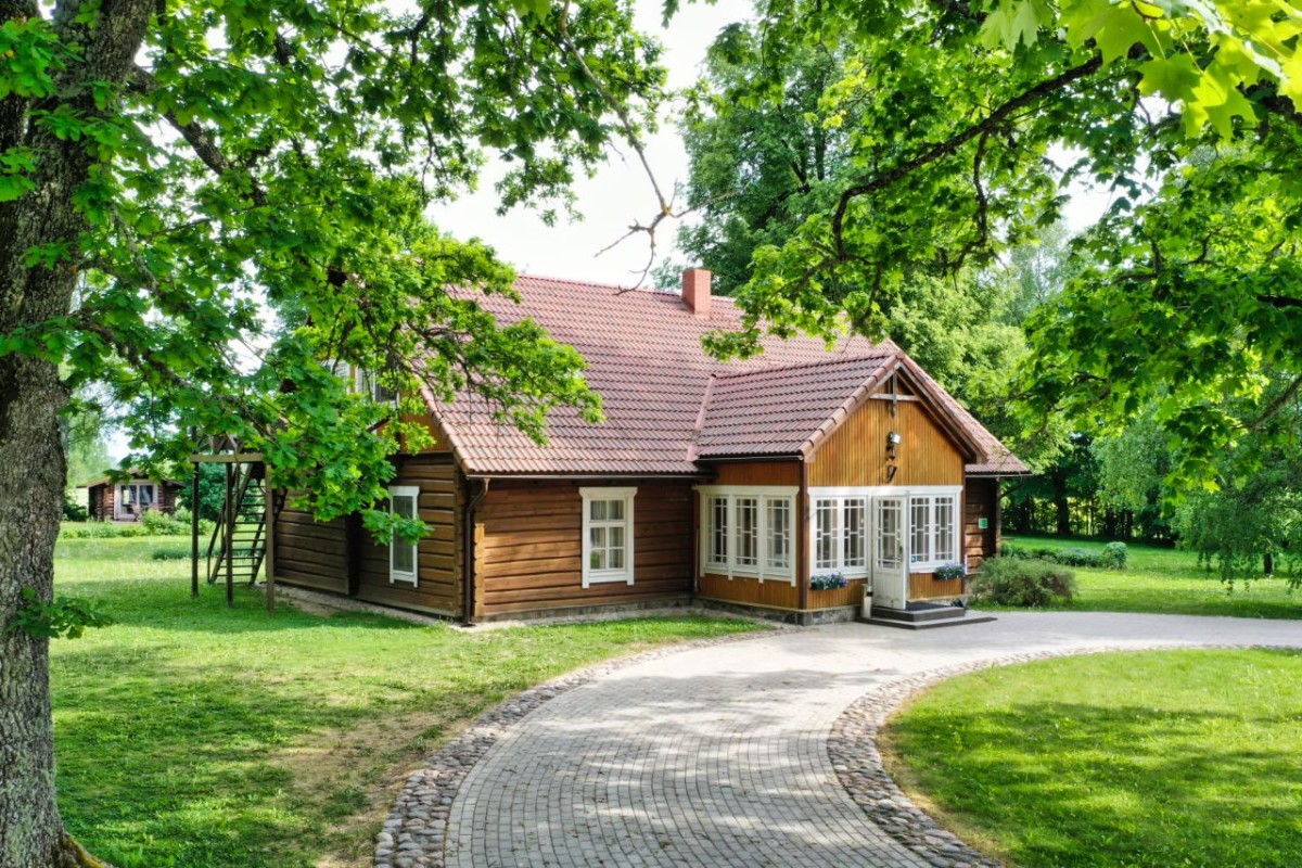 12 haarber peamaja valjast 12 haarber peamaja valjast